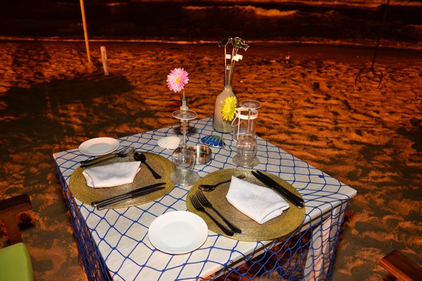 Romantic Beach Dinner at Edde Sands